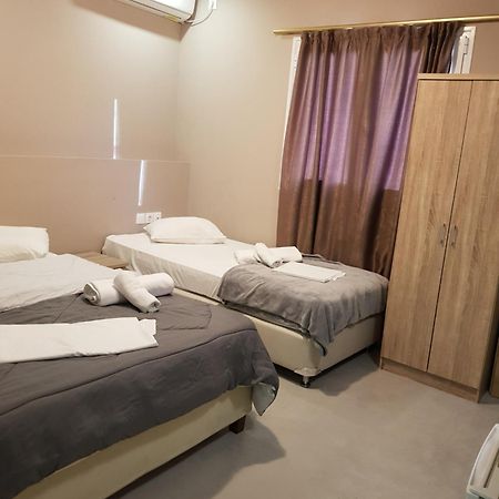 פיראוס Lux Hotel חדר תמונה